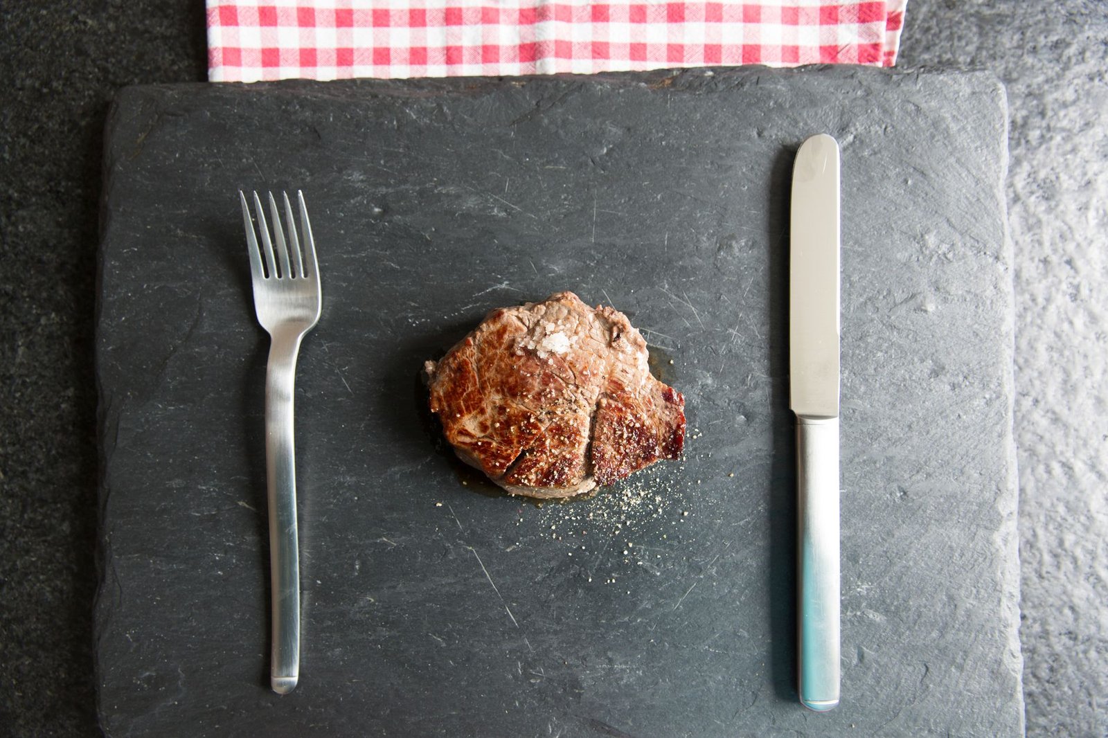 High-protein ready meals prepared on a table